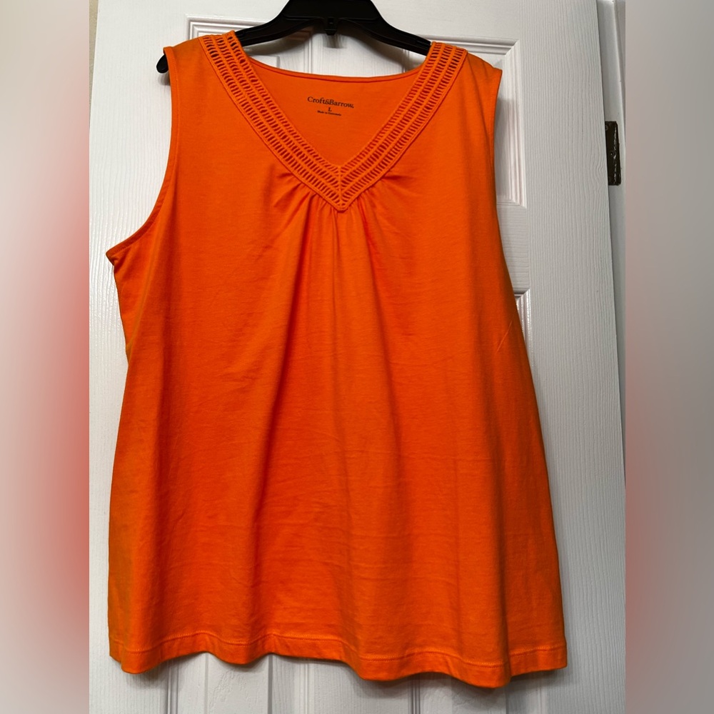 Croft & Barrow - Short Sleeve V-Neck Tank Top